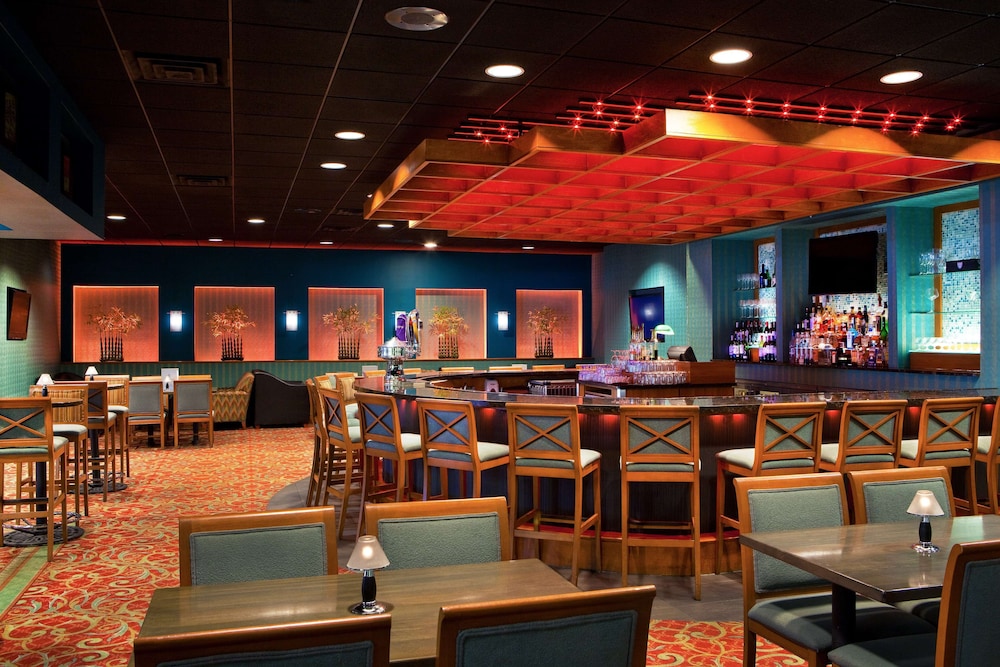 DoubleTree By Hilton Baltimore North Pikesville - photo 60