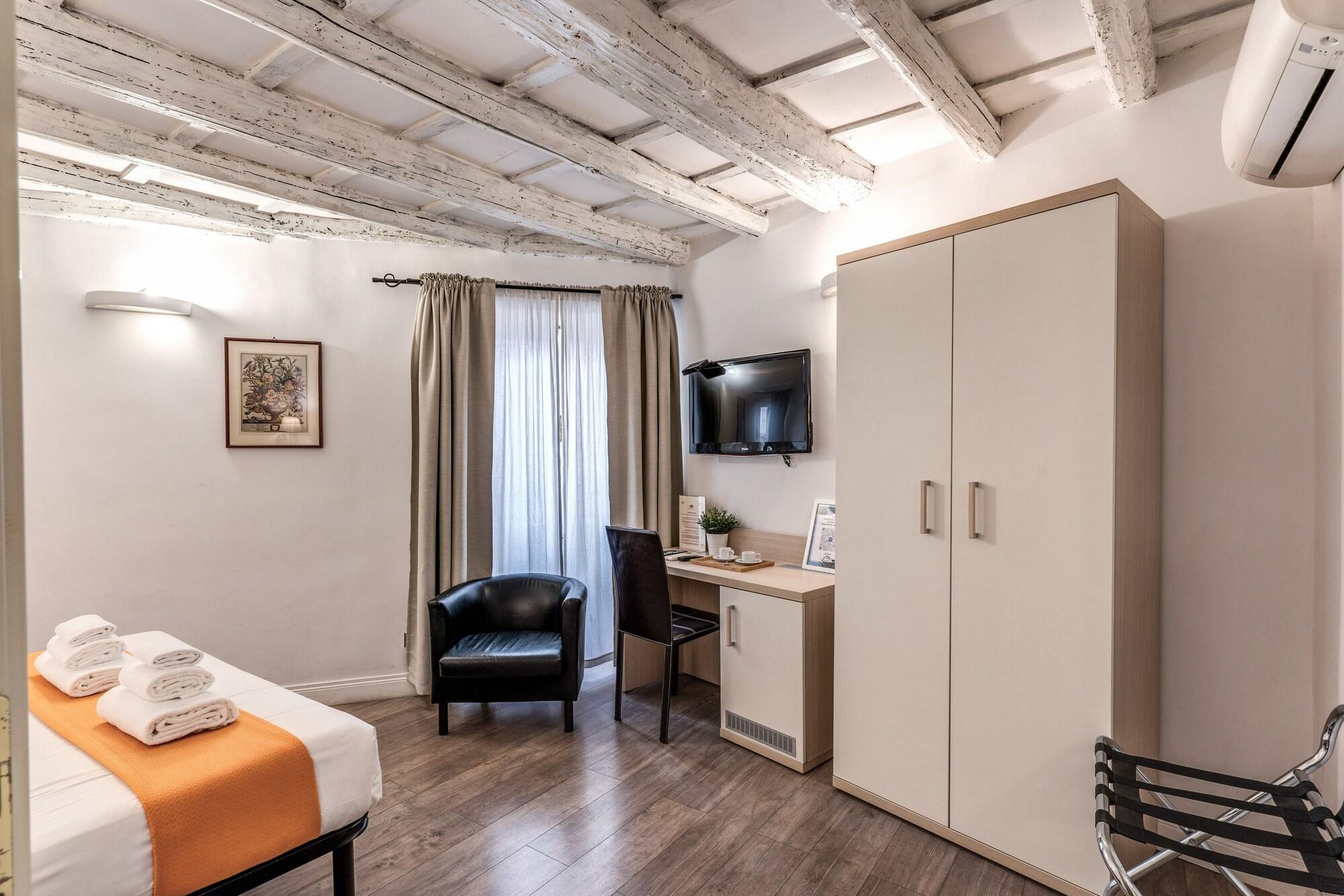 Casa Cancello — 4-Star Luxury Hotel in Rome, Italy