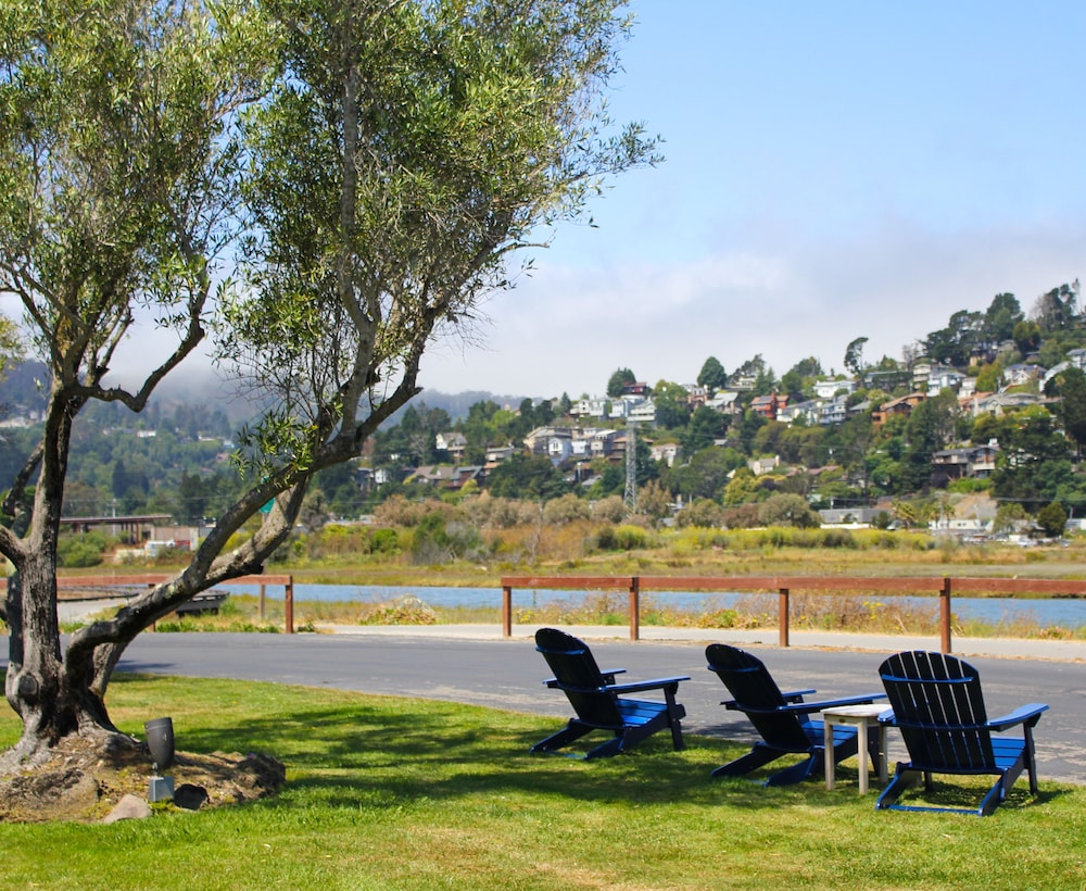 Holiday Inn Express Mill Valley San Francisco Area by IHG - photo 64