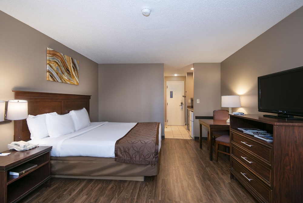 Guest Inn & Suites Midtown Medical Center - photo 10