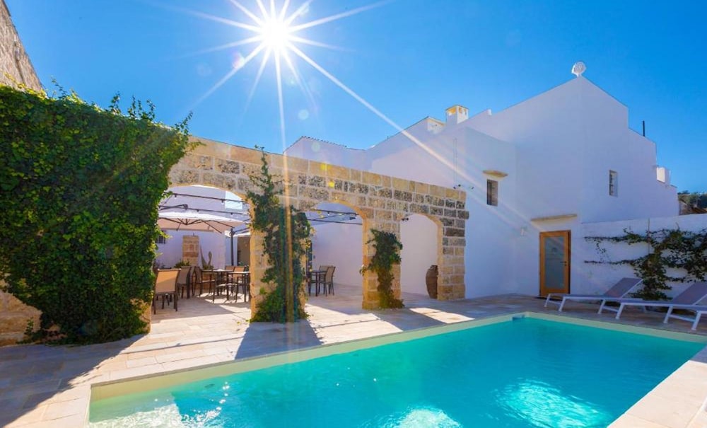 Le Sei Conche Relais & Spa in Ugento, Italy