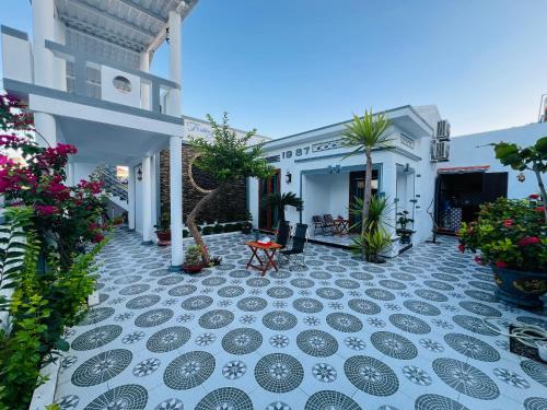 Les Ancres - carbon neutral hotel in Chinon