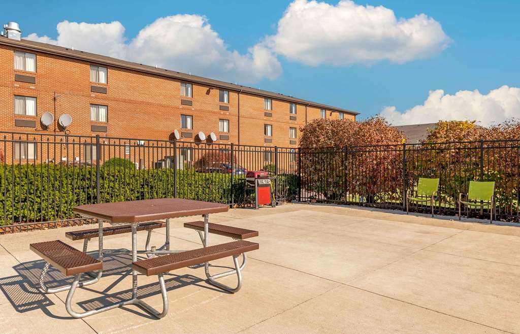 Extended Stay America Suites Fort Wayne North - photo 50