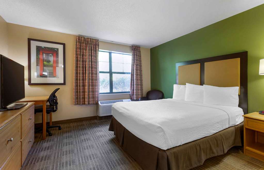 Extended Stay America Suites Washington DC Herndon Dulles - photo 16
