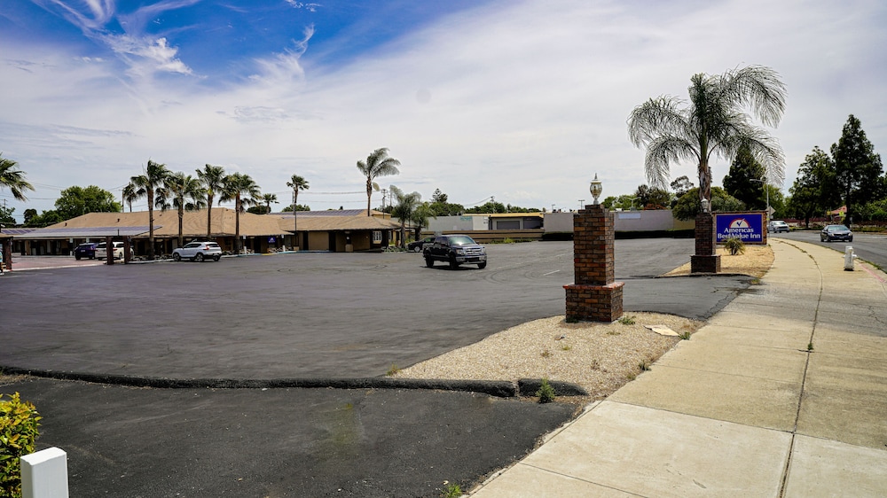 Americas Best Value Inn Antioch - photo 34