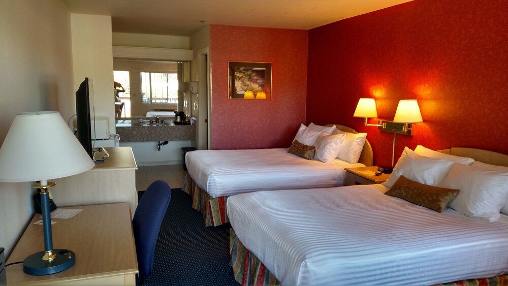 Lewis River Inn - photo 15