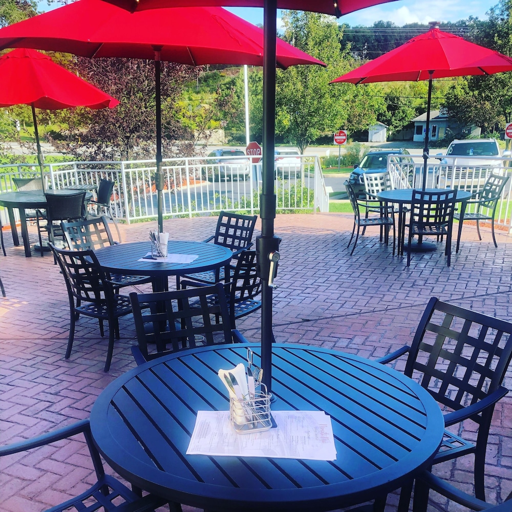 Hilton Garden Inn State College - photo 26