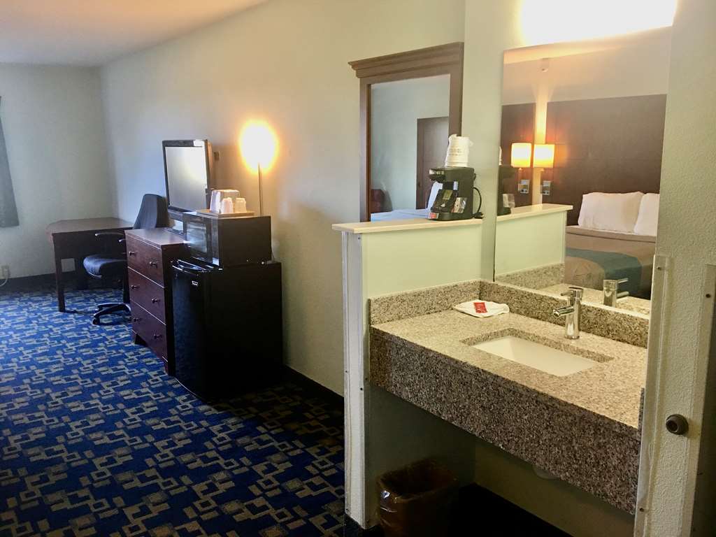 SureStay Hotel by Best Western Weimar - photo 11