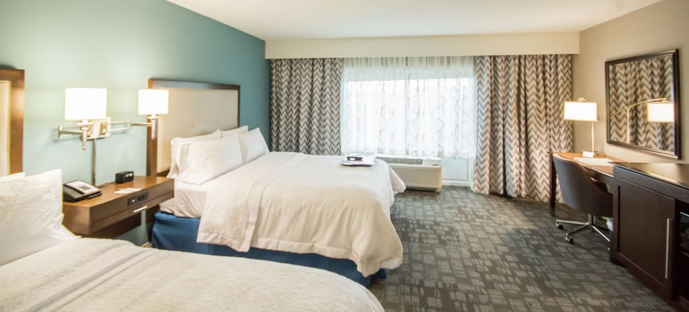 Hampton Inn & Suites Orlando At SeaWorld - photo 18
