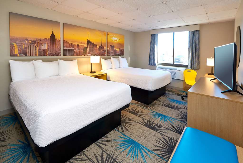 Days Inn By Wyndham Parsippany — Parsippany