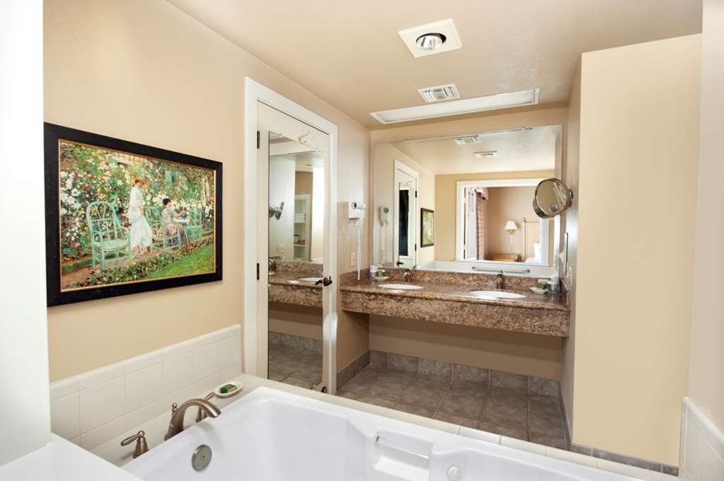 Harris Ranch Resort - photo 19
