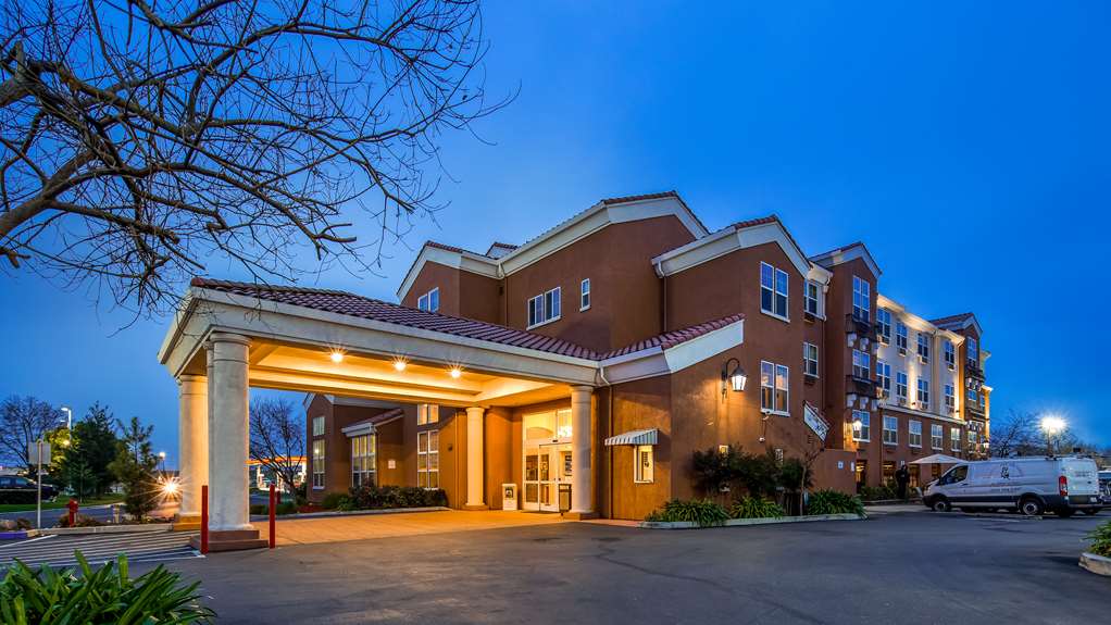 Best Western I 5 Inn & Suites - photo 6