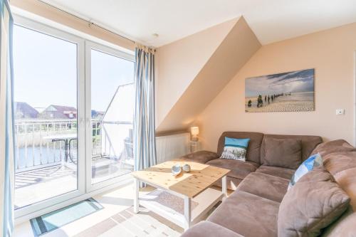 Haus am Teich Haus am Teich Whg 2 — 4-Star Luxury Hotel in Busum, Germany