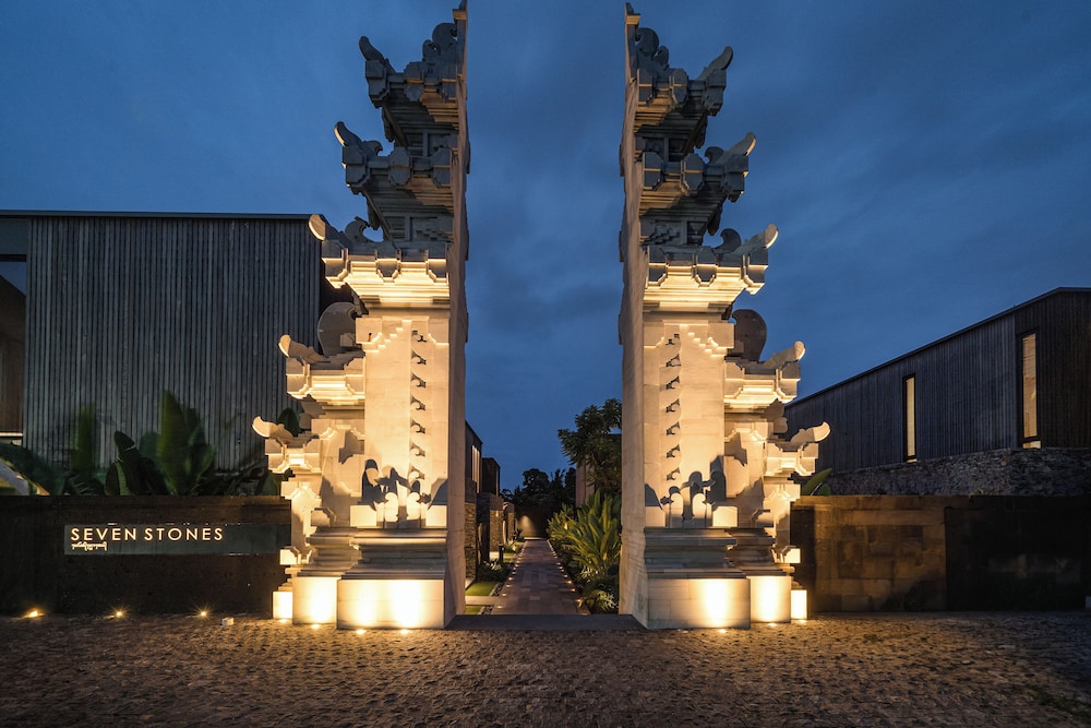 Seven Stones Villas — 4-Star Luxury Hotel in Ubud, Indonesia
