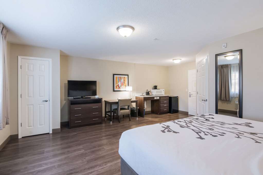Sleep Inn & Suites Columbus near Fort Benning - photo 9
