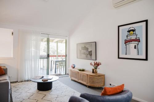 Beach Vibe in Mollymook, Australia