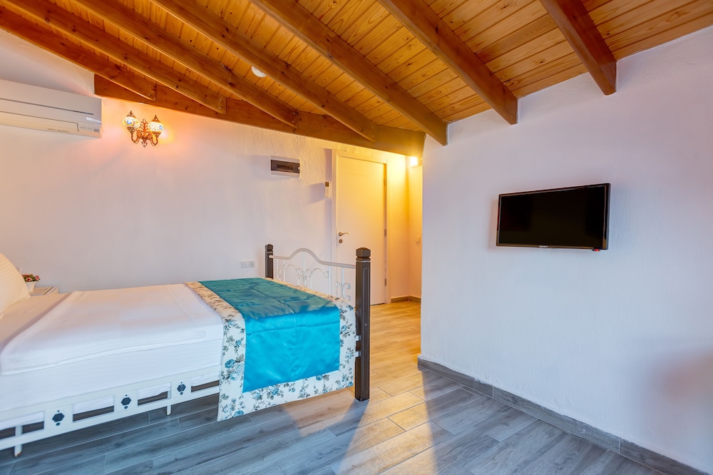 Tasada Otel — Karaburun — photo 3
