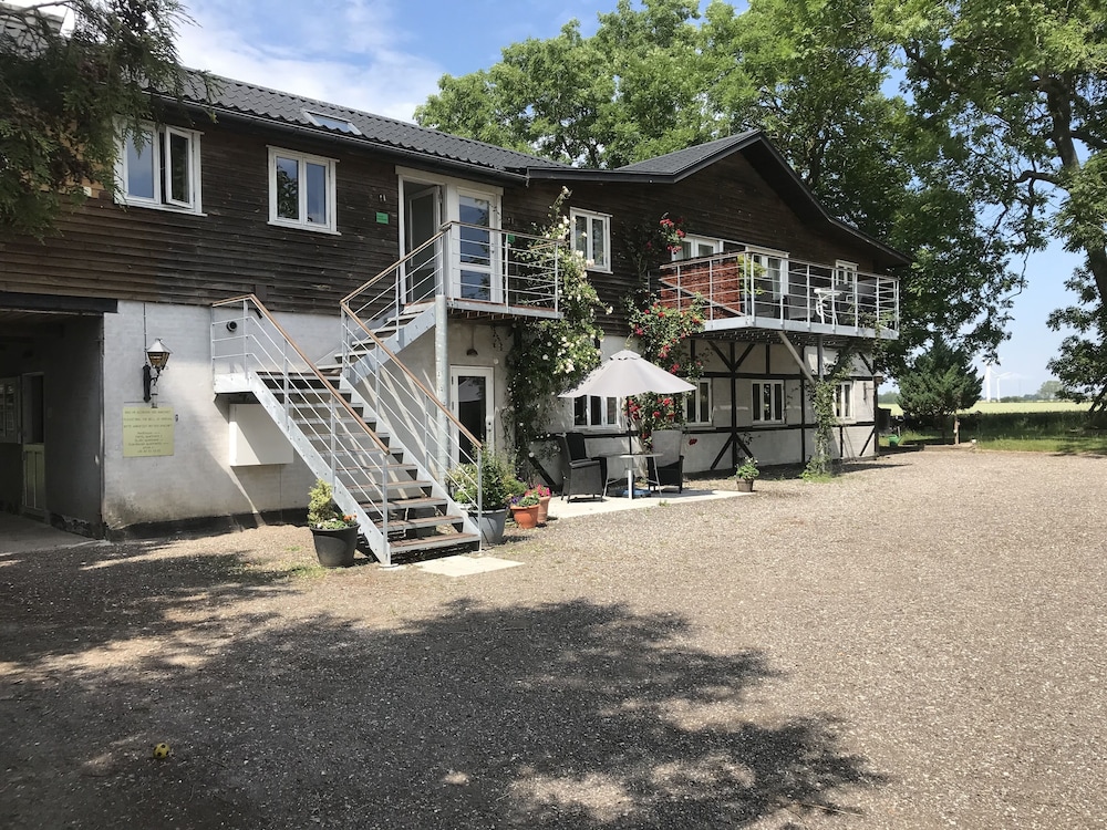 Askegaarden Apartments — 4-Star Luxury Hotel in Naestved, Denmark