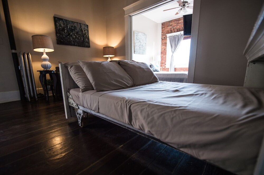 Ellison Suites - photo 37