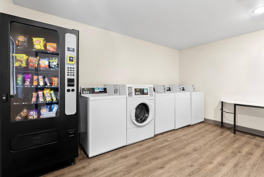 Birch Hill Suites Lakeland - photo 34