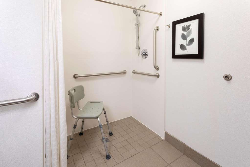 Country Inn & Suites by Radisson Fargo ND - photo 4