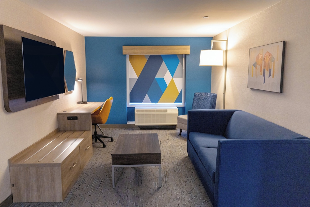 Holiday Inn Express Hotel of Neptune by IHG - photo 48