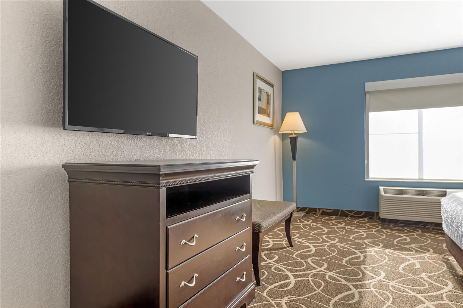 Best Western Plus Eau Claire Conference Center - photo 20