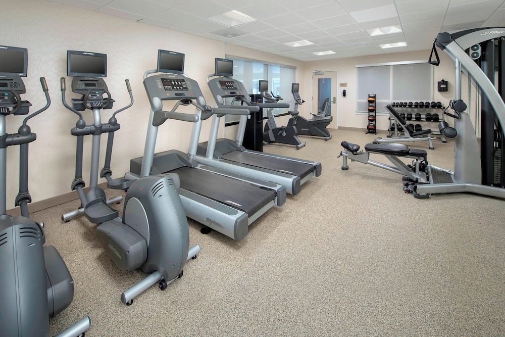 SpringHill Suites Alexandria - photo 10