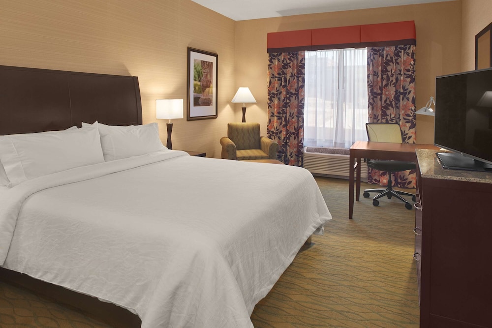 Hilton Garden Inn Akron - photo 10