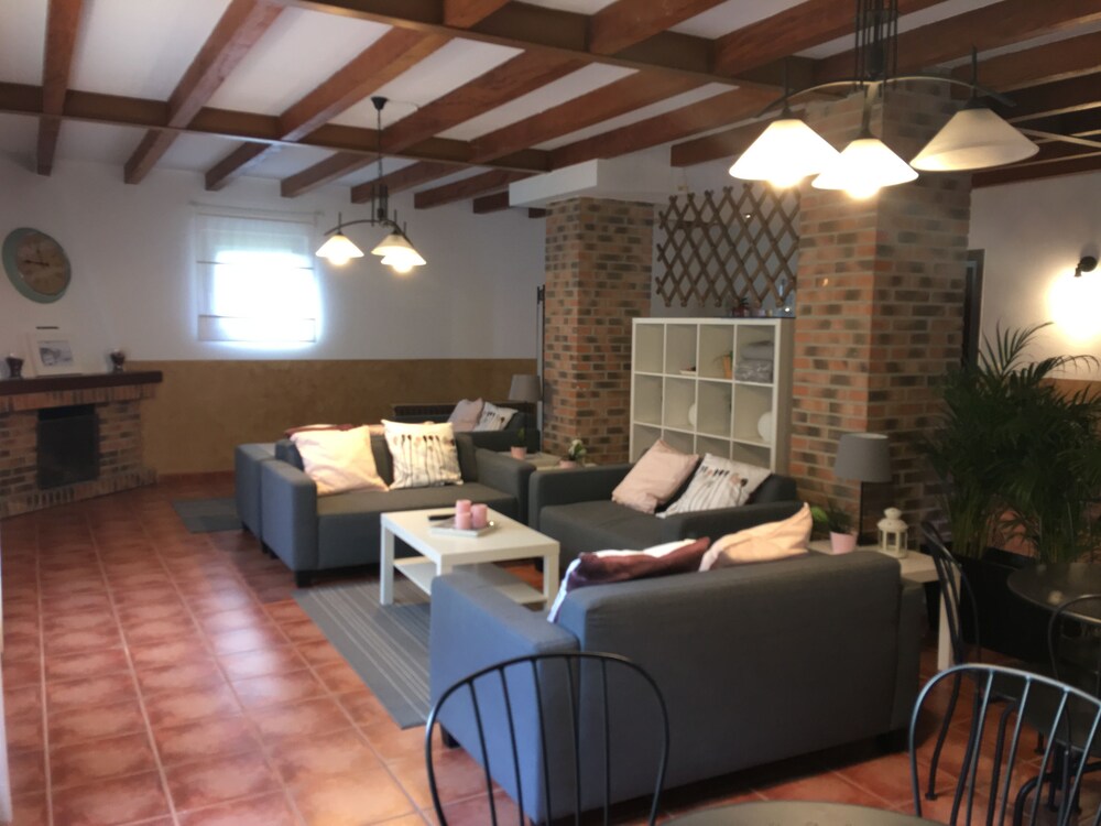 Albergue Cabrales — Carrena