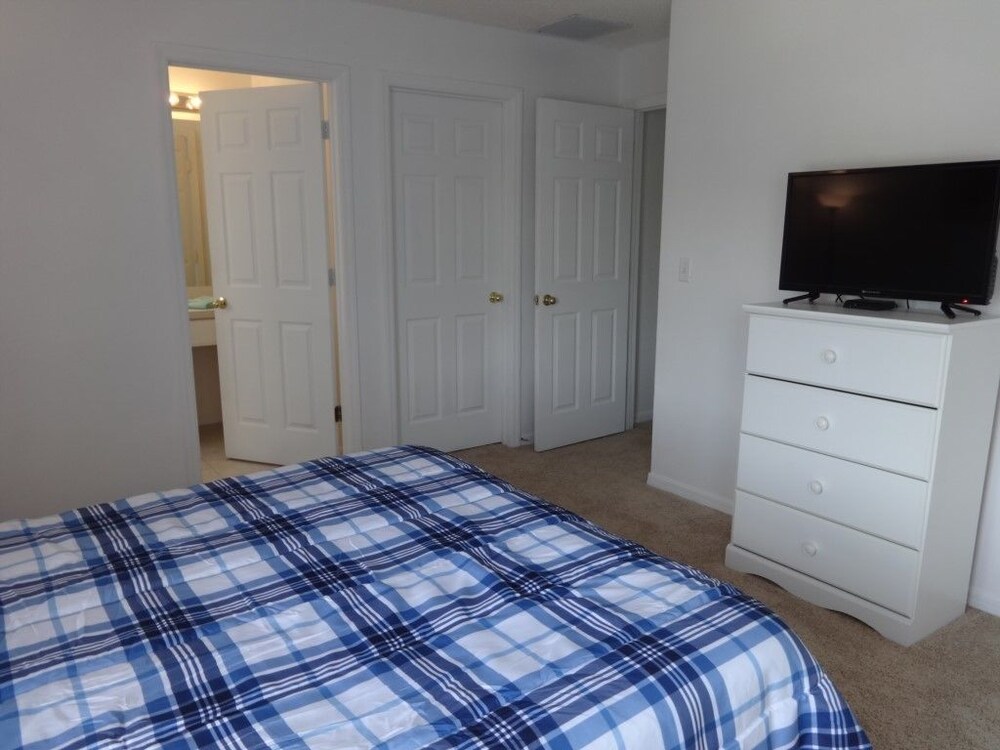 Terra Verde Resort 4699 Seven Bedroom Townhome with Private Pool - photo 7