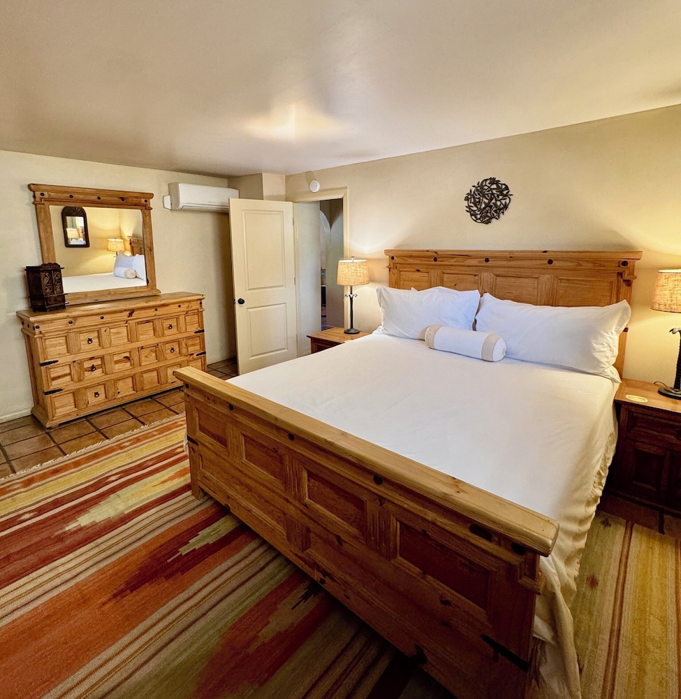 Blue Iguana Inn - photo 15