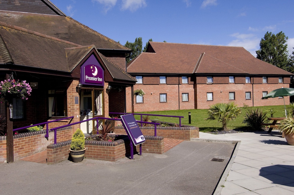 Premier Inn Christchurch in Christchurch, United Kingdom