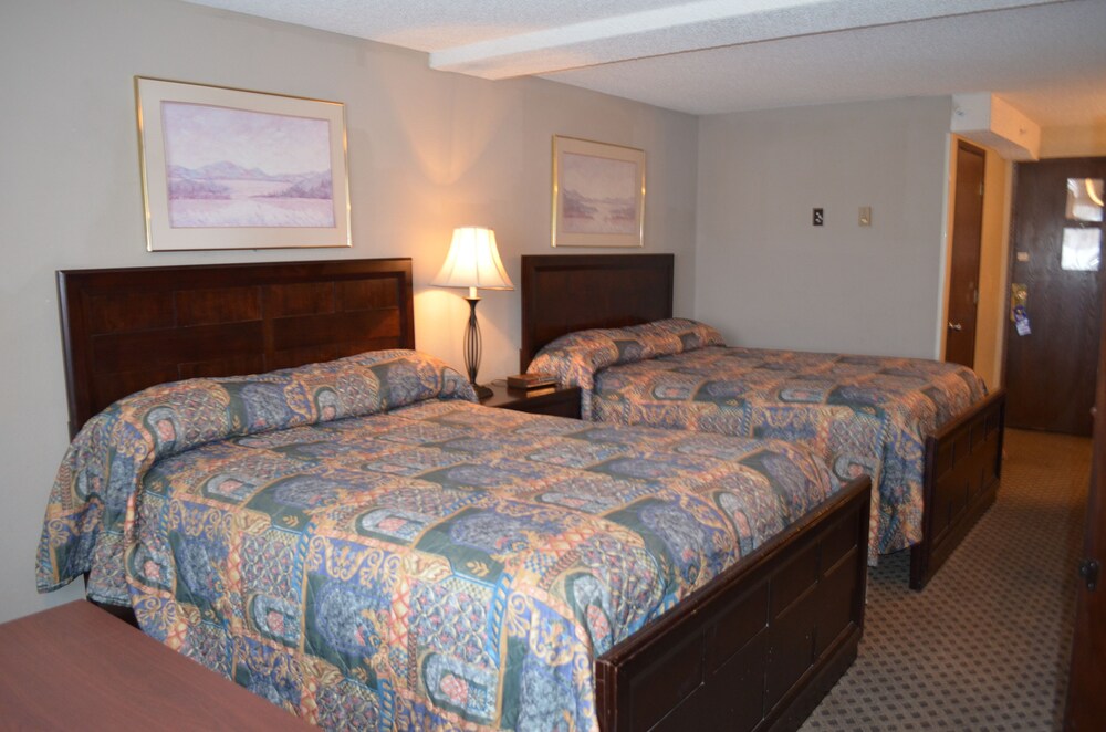 Nampa Inn & Suites - photo 15
