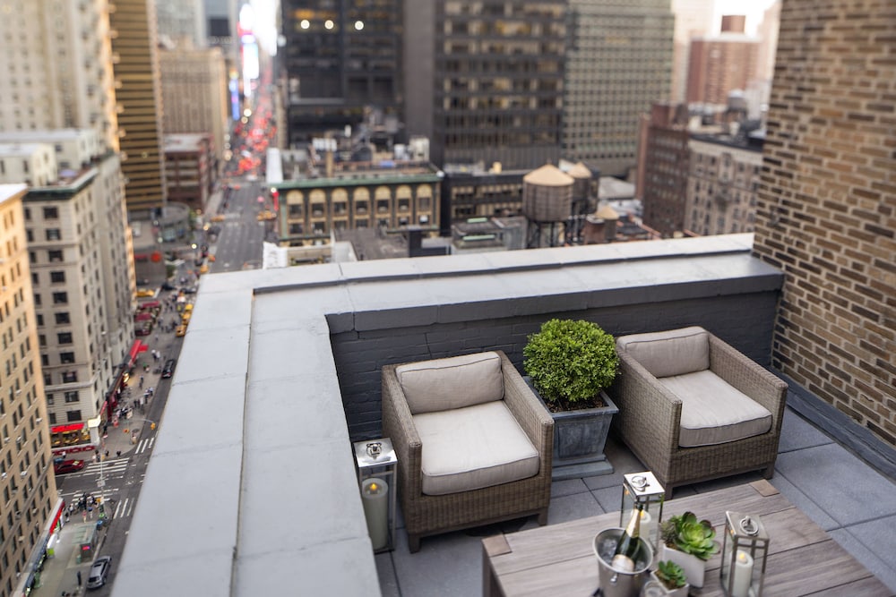 WestHouse New York - photo 16