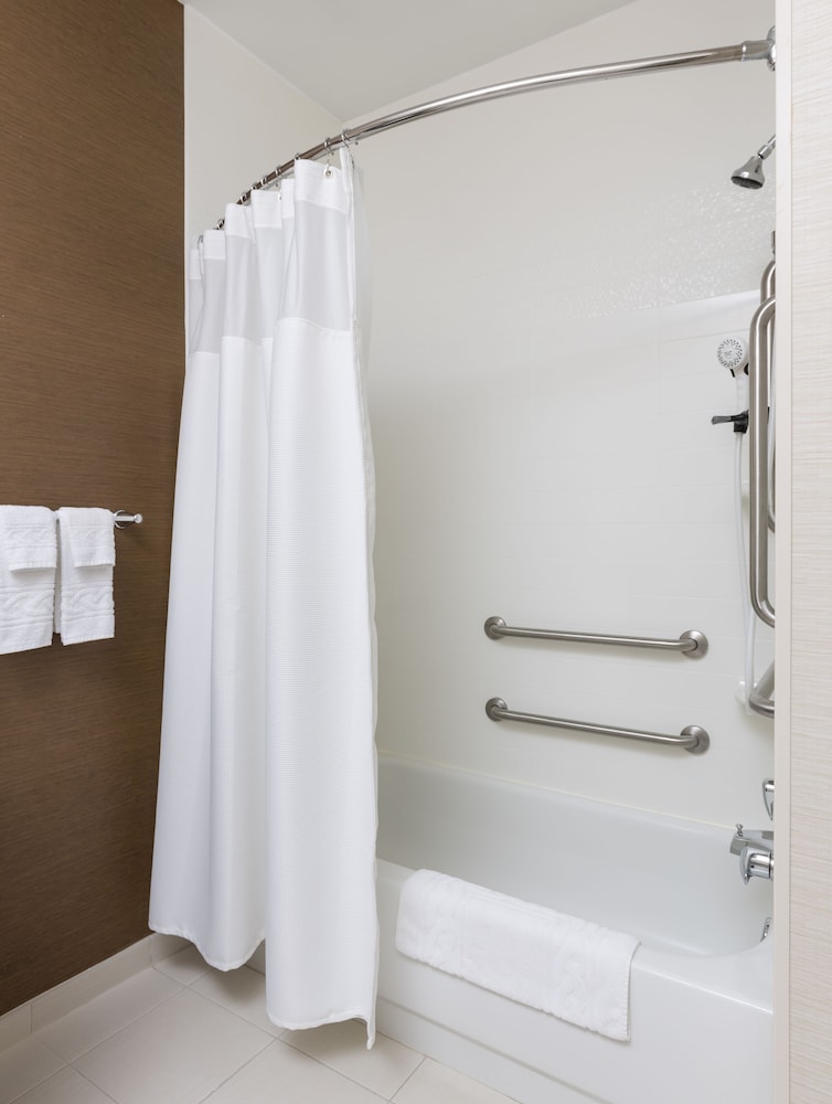 Fairfield Inn & Suites Kansas City Lee's Summit - photo 13