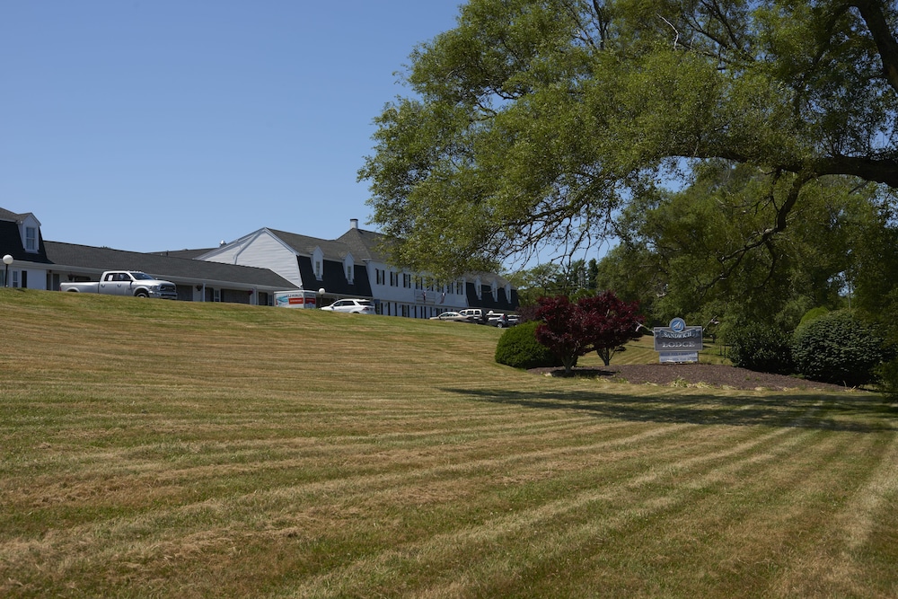 Sandwich Lodge & Resort - photo 88