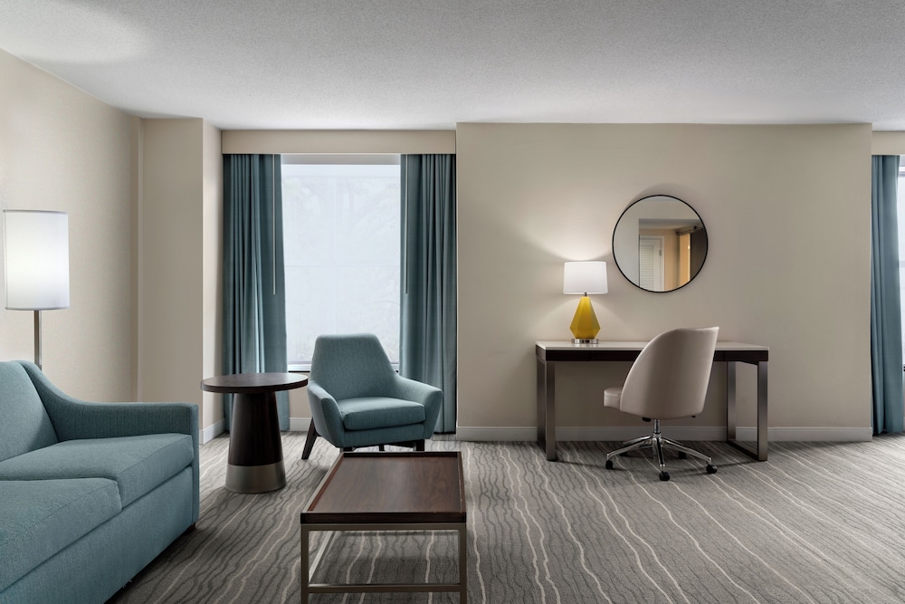 Doubletree by Hilton Hotel Norfolk Airport - photo 14