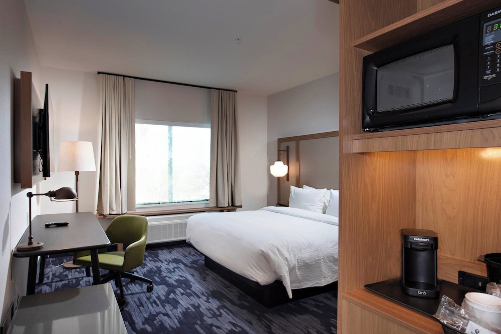 Fairfield Inn & Suites by Marriott Dayton North - photo 11