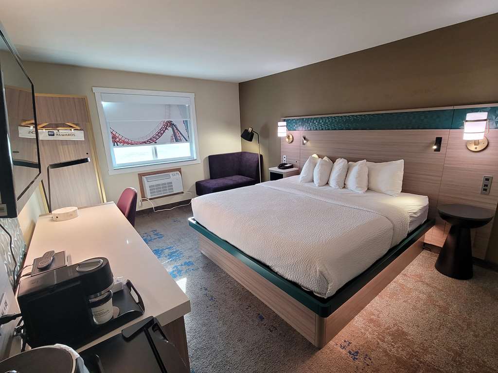 Best Western Plus Altoona Inn - photo 14
