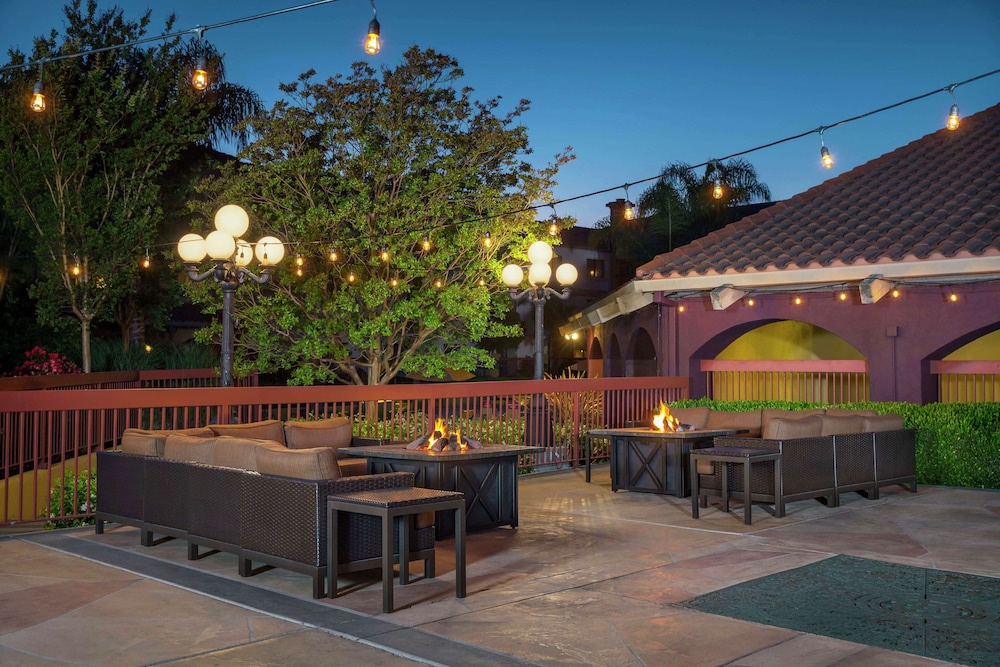 DoubleTree by Hilton Sonoma Wine Country - photo 83