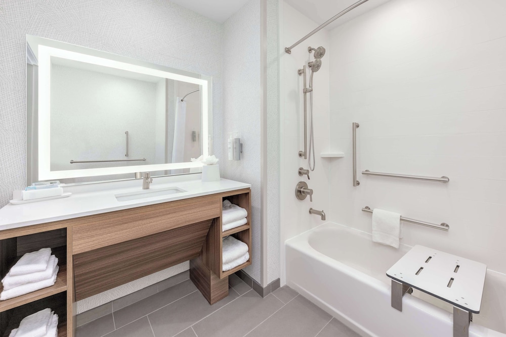 Home2 Suites By Hilton Dallas I 30 Cockrell Hill - photo 17