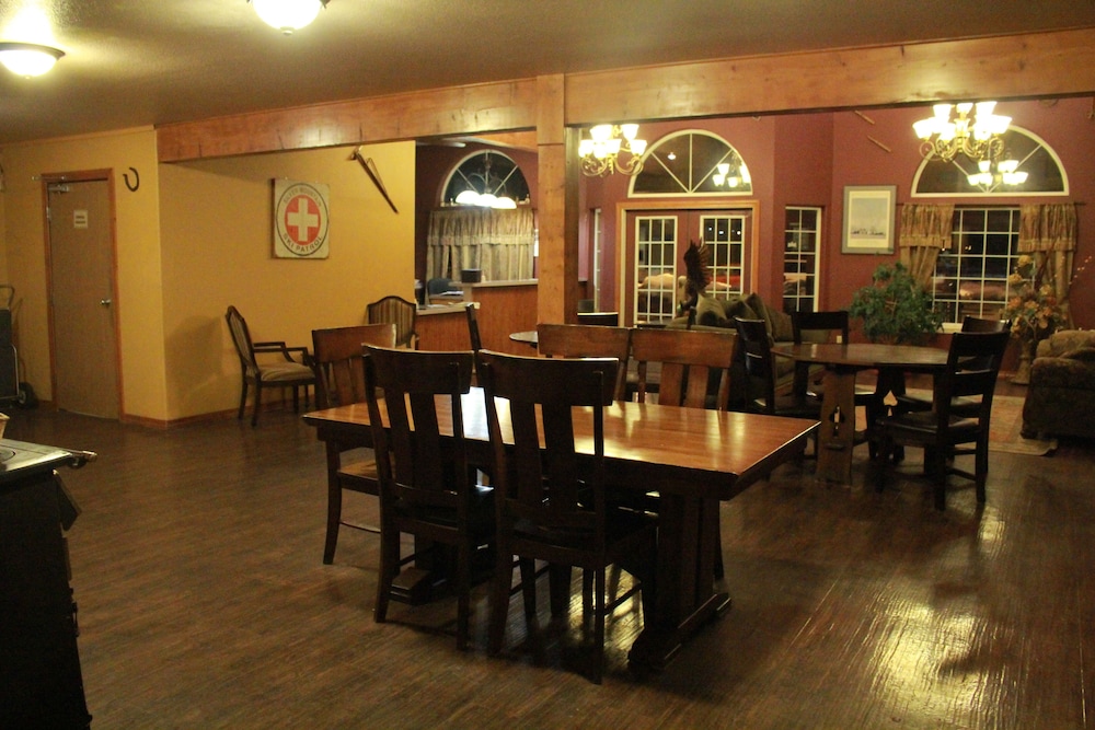 FairBridge Inn & Suites Kellogg - photo 42