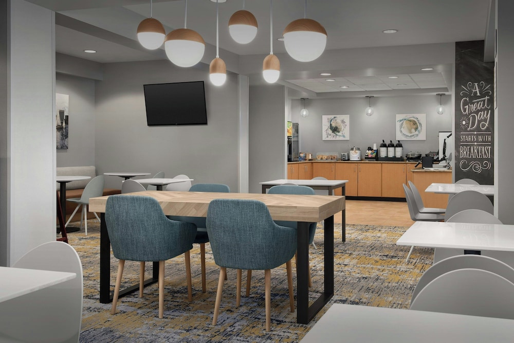 TownePlace Suites by Marriott Suffolk Chesapeake - photo 31