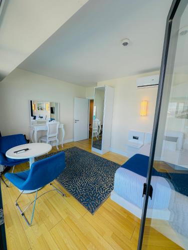 Seaside vip Hotel