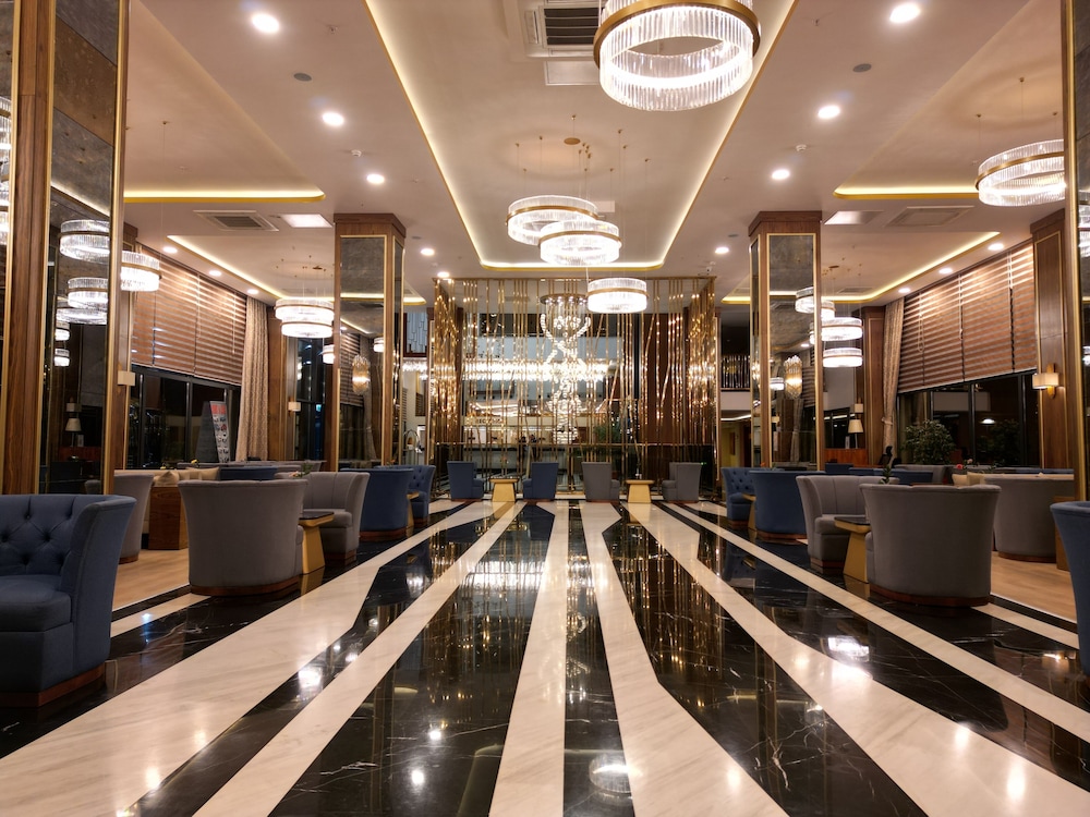 Aydinbey Queen’s Palace & Spa Ultra All Inclusive in Serik, Turkey