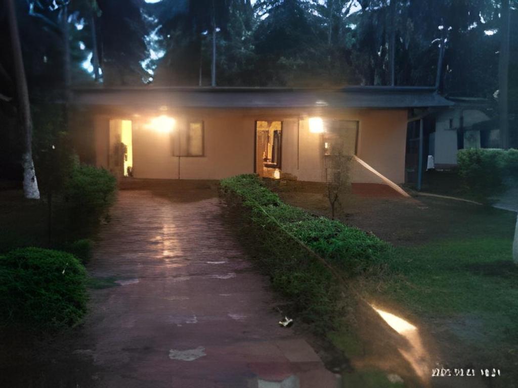 Royal Nature Resort — Pollachi
