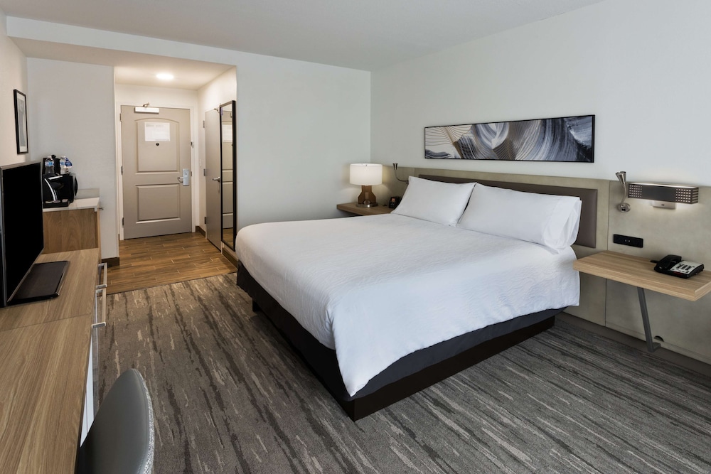 Hilton Garden Inn Birmingham SE Liberty Park - photo 13