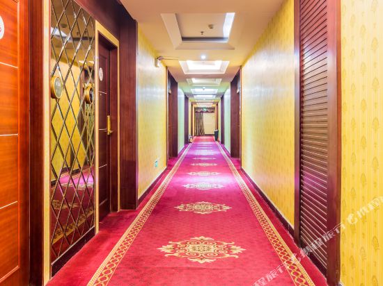Royal Hotel - carbon neutral hotel in Foshan