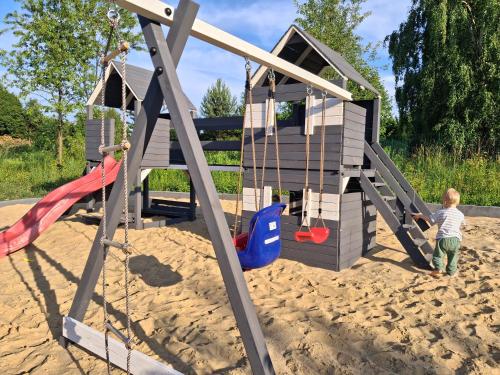 Domki Dębowe Wzgórze pet-friendly hotel Potok Zloty